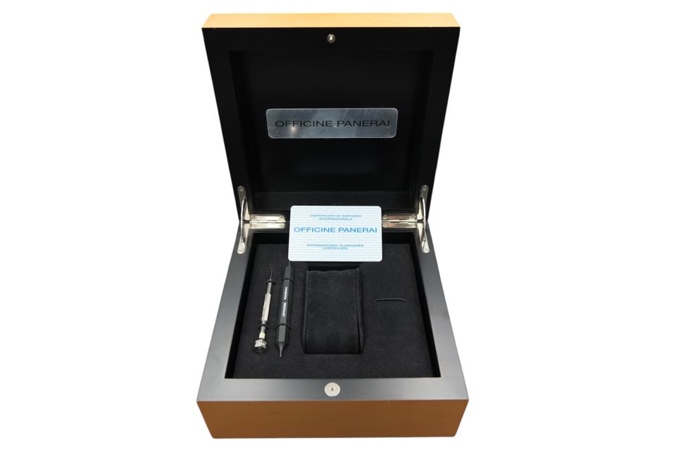 Panerai Luminor Power Reserve PAM00090 Image 4